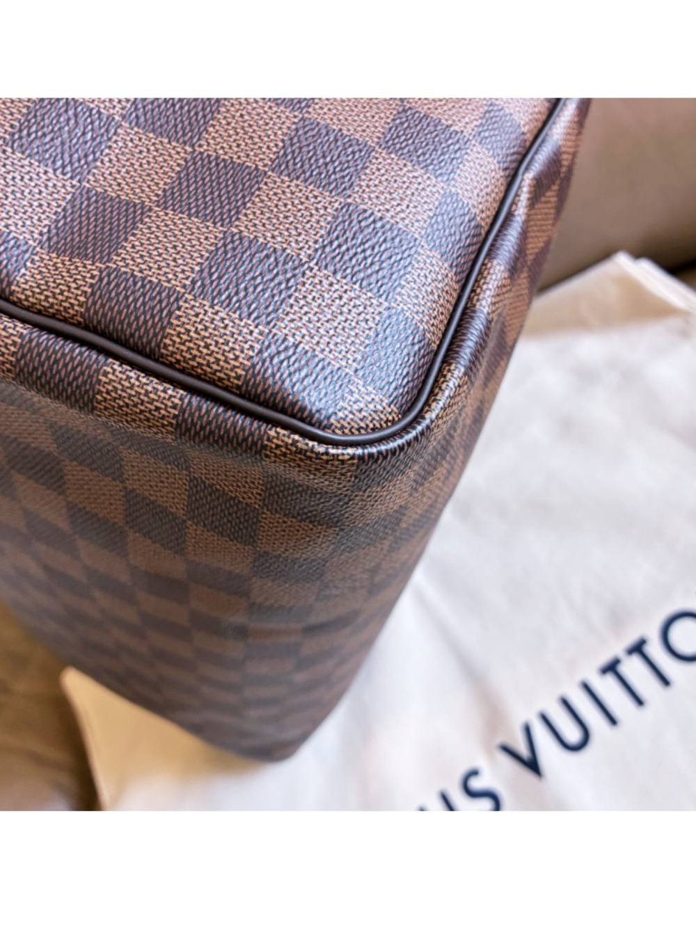 Microchip Louis Vuitton Classic Speedy 30 Damier Ebene Bag New Model - Picture 13 of 16